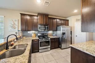 10744 South Lake Mist Lane, Willis, TX 77318 - Photo 17