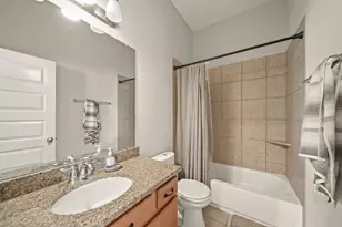 2215 Golden Bay Ln Ln, Richmond, TX 77469 - Photo 37