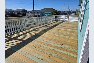 4102 Kent Drive, Galveston, TX 77554 - Photo 9