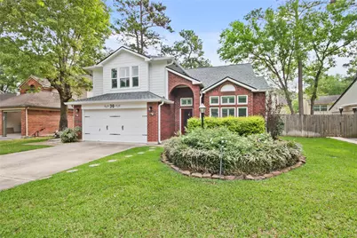 30 Village Knoll Place, The Woodlands, TX 77381 - Photo 1