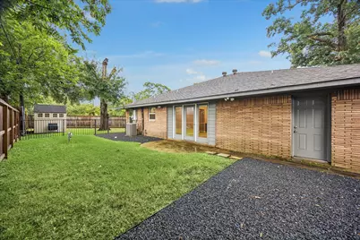 4402 Libbey Lane, Houston, TX 77092 - Photo 5
