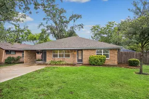 4402 Libbey Ln, Houston, TX 77092 - Photo 1