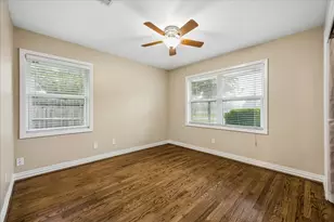 4402 Libbey Ln, Houston, TX 77092 - Photo 19