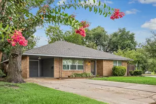 4402 Libbey Ln, Houston, TX 77092 - Photo 35