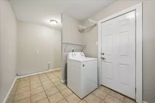 4402 Libbey Ln, Houston, TX 77092 - Photo 29