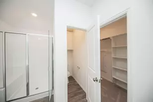 7406 Bartoncliff, Katy, TX 77493 - Photo 17