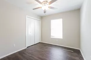 10318 Bushy Creek Dr, Houston, TX 77070 - Photo 11