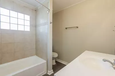 10318 Bushy Creek Drive, Houston, TX 77070 - Photo 13