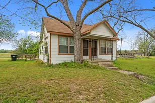 104 Kessler St, Hallettsville, TX 77964 - Photo 15