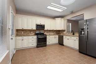 23611 Youpon Lake Ln, Spring, TX 77373 - Photo 9