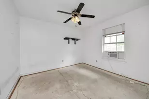 1301 Briarcliff St, Conroe, TX 77385 - Photo 39