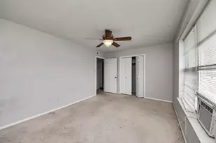 1301 Briarcliff St, Conroe, TX 77385 - Photo 35