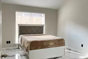 10123 Early Spring Dr, Houston, TX 77064 - Photo 9