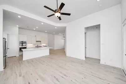 9510 Chateau Hill Drive, Manvel, TX 77578 - Photo 11