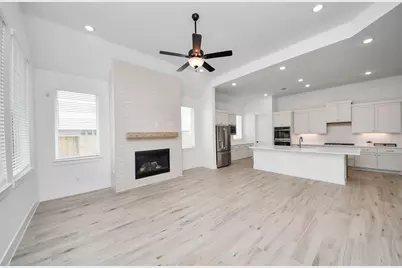 9510 Chateau Hill, Manvel, TX 77578 - Photo 7