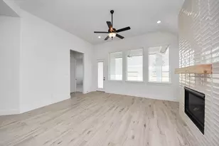 9510 Chateau Hill, Manvel, TX 77578 - Photo 7