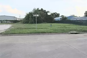 1157 Liberty St, Beaumont, TX 77701 - Photo 1