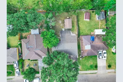 7914 Belbay Street, Houston, TX 77033 - Photo 27
