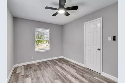 7914 Belbay Street, Houston, TX 77033 - Photo 17