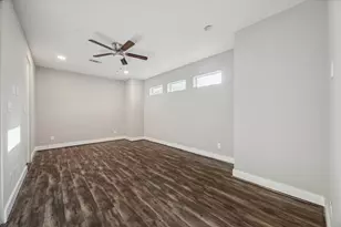 1218 W 23rd St, Houston, TX 77008 - Photo 9