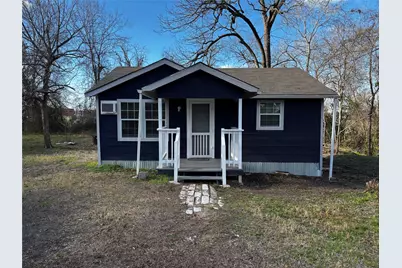 100 Ross Street #B, Huntsville, TX 77320 - Photo 1