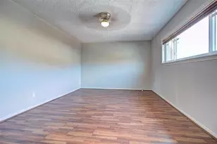 10432 Hammerly Blvd, Houston, TX 77043 - Photo 19