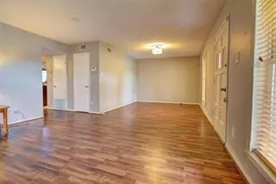 10432 Hammerly Blvd, Houston, TX 77043 - Photo 9