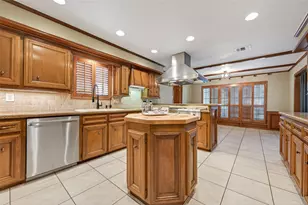 11410 Rothglen St, Houston, TX 77070 - Photo 7