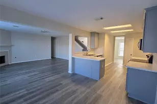 6915 Great Oaks Shadow Dr, Houston, TX 77083 - Photo 11