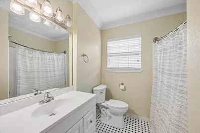 6605 Fairway Drive, Galveston, TX 77551 - Photo 9