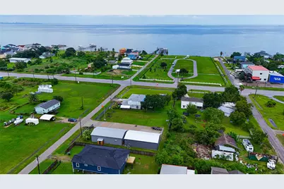 215 22nd Street, Dickinson, TX 77539 - Photo 1