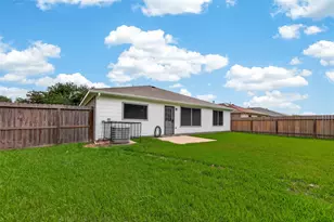 5102 Park Village Dr, Houston, TX 77048 - Photo 31