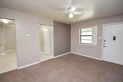 138 Sandpiper Circle, Palacios, TX 77465 - Photo 7