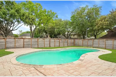 819 Silvergate Drive, Houston, TX 77079 - Photo 9