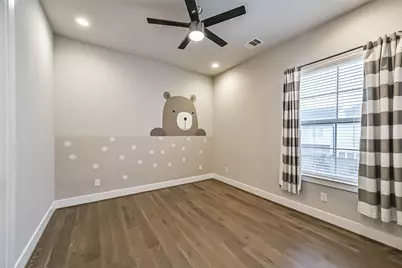 10914 Brookeshire Chase Lane, Houston, TX 77043 - Photo 31