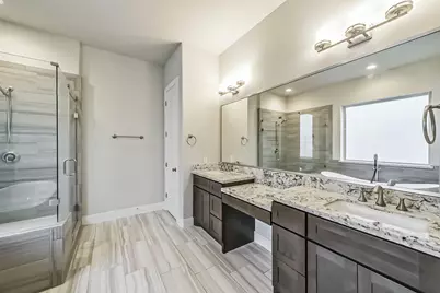 10914 Brookeshire Chase Lane, Houston, TX 77043 - Photo 25