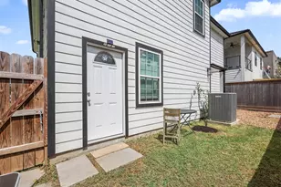 9729 Fabiola Dr, Houston, TX 77075 - Photo 35