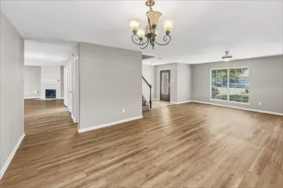 8514 Owen Lake Court, Houston, TX 77095 - Photo 7