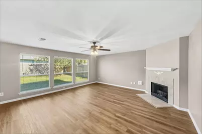8514 Owen Lake Court, Houston, TX 77095 - Photo 5