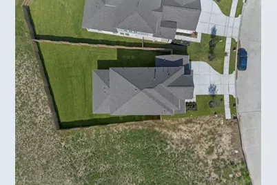 2629 Lake Bryan Drive, Dayton, TX 77535 - Photo 5
