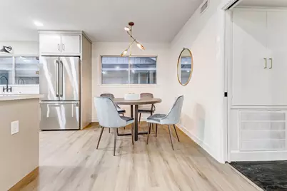 9219 Timberside Drive, Houston, TX 77025 - Photo 11