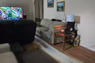 900 E Houston St, Highlands, TX 77562 - Photo 7