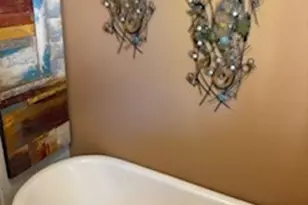 900 E Houston St, Highlands, TX 77562 - Photo 21