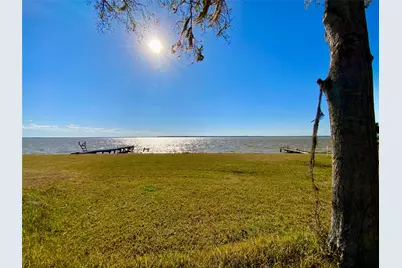 796 W Cattle Dr, Onalaska, TX 77360 - Photo 1