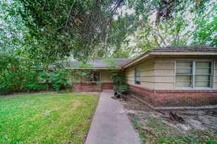 7018 Alder Dr, Houston, TX 77081 - Photo 1