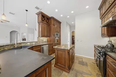1601 Orlando Street, Friendswood, TX 77546 - Photo 15