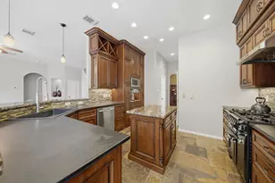 1601 Orlando St, Friendswood, TX 77546 - Photo 15