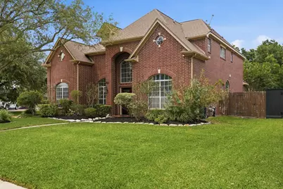 1601 Orlando Street, Friendswood, TX 77546 - Photo 3