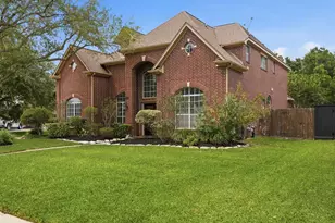 1601 Orlando St, Friendswood, TX 77546 - Photo 3