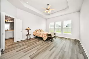 1577 Elm Ct, Angleton, TX 77515 - Photo 19